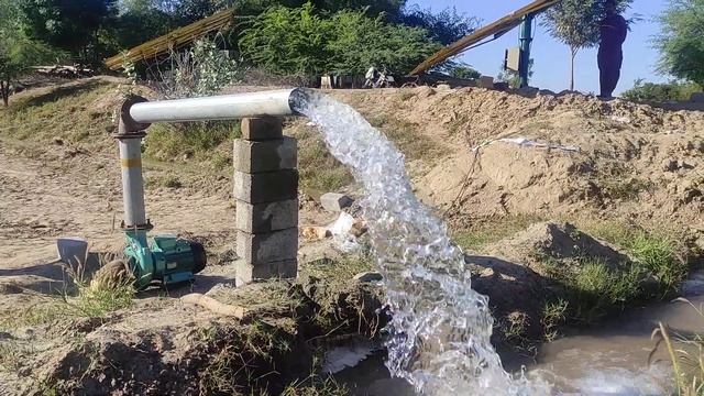 5 inch high pressure discharge Solar Tubewell... 10 Hp motor with monoblok pump смотреть онлайн