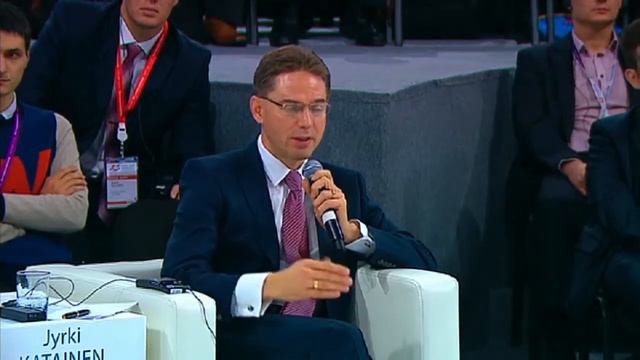 Юрки Катайнен: "Изменение климата, недостаток воды и продовольствия - серьезные проблемы" смотреть онлайн