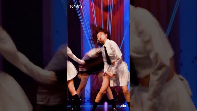 [909 직캠 4K] IVE 이서 세로캠 'ELEVEN + LOVE DIVE (Golden Disc Ver.)' (LEESEO FanCam) 골든디스크어워즈 스페셜 무대
