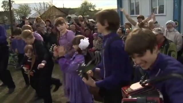 Играй, гармонь! | Ансамбль «Частушечка» (г. Новосибирск) | Хочу научиться играть на гармошке смотреть онлайн