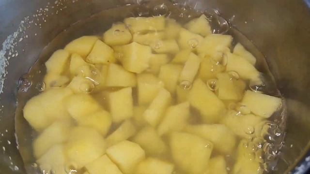 Questa nuova ricetta di melanzane e patate ha sorpreso tutti! Senza carne! Ricetta facile e veloce смотреть онлайн