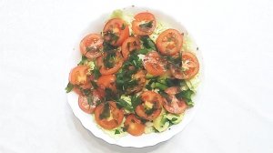 Салат с копчёной рыбой горячего копчения. Пошаговый рецепт. Рецепты салатов: салат с рыбой