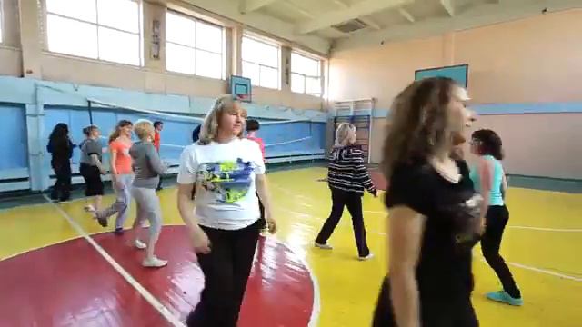 ЛУЧШАЯ ПЕСНЯ НА ВЫПУСКНОЙ (Школа №40 / Выпускной 2017) (запись/сведение "Million Records") смотреть онлайн