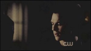 Деймон, Елена, Стефан любовь сука