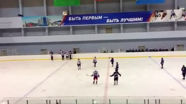 Новотех(Сургут)-Айсберг(Когалым) 20:2 (период 1.1) смотреть онлайн