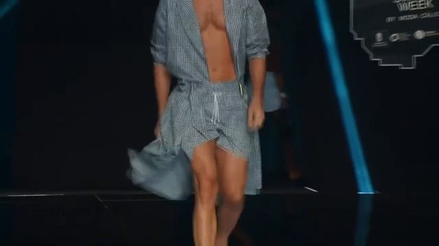 Весна-Лето 2021 Sunno By Bene Cape Spring Summer Показ моды Модная линейка Купальники смотреть онлайн