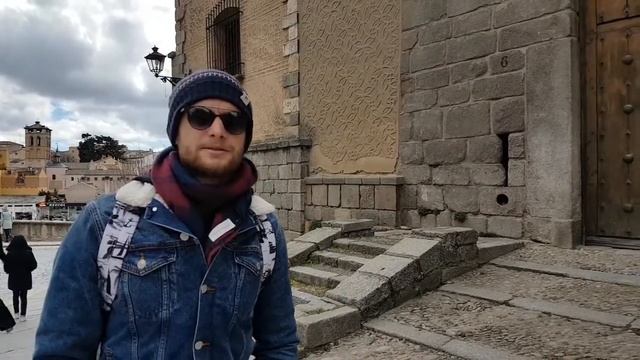 12018 год. Абстрактная алгебра в архитектуре. 17 групп обоев. [Сеговия, Испания] смотреть онлайн