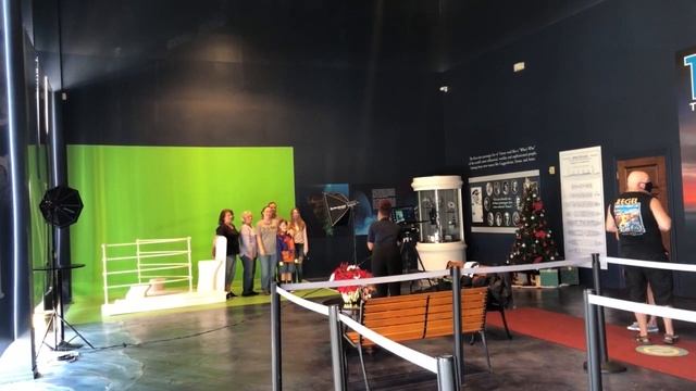 Orlando (город Орландо). Билет в детство.