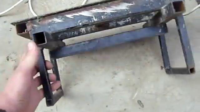 видео не сложный самодельный станок для изготовления шлакоблока смотреть онлайн
