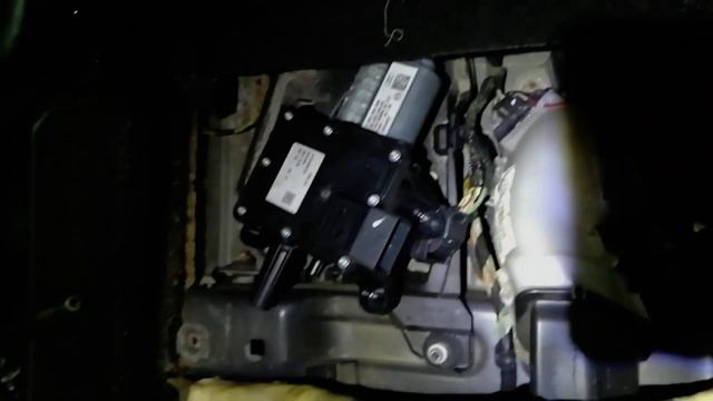 Citroen – C4 Grand Picasso 2006 – 2010 г.в.Замена Главного Электро Троса Ручника смотреть онлайн