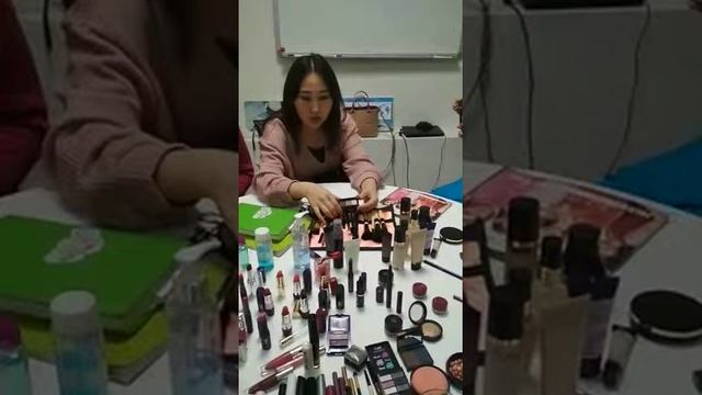 Бьюти-девичник смотреть онлайн