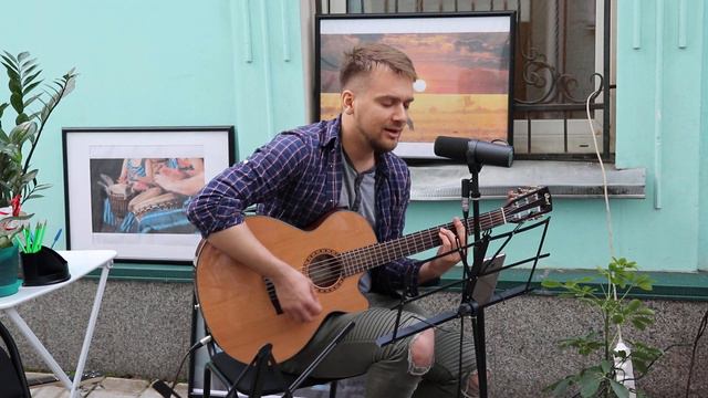 Гриша Ургант - По проводам cover смотреть онлайн