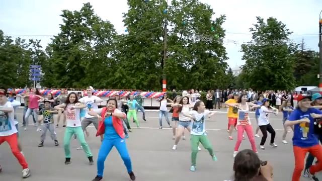 День города-флешмоб город курск 2013 год Воробьёвы горы смотреть онлайн