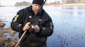Серия 59. Поплавок. Весенний подлещик в холодной воде. Рыбалка с Нормундом Грабовскисом.