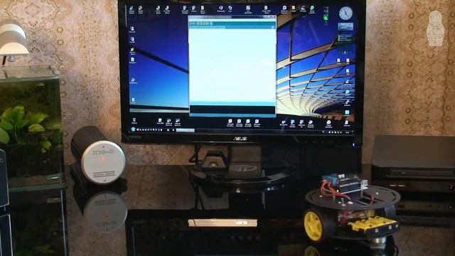 Платформа для робота с Arduino Uno и Motor Shield смотреть онлайн