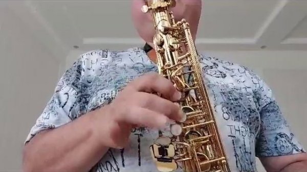 Саксофон альт Maxtone