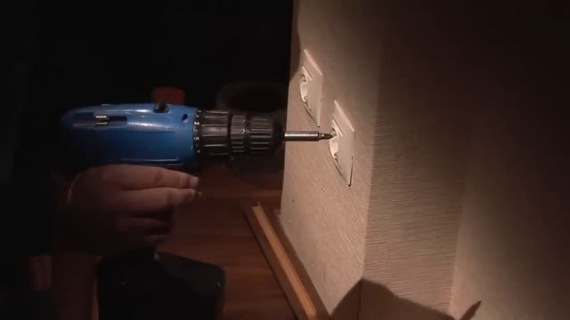 Установка пластикового плинтуса смотреть онлайн