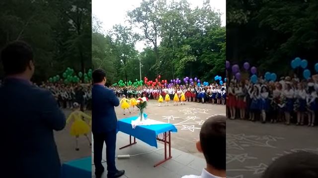 Последний звонок2019г. Первая Школа Краматорск. Стихи, танцы. смотреть онлайн