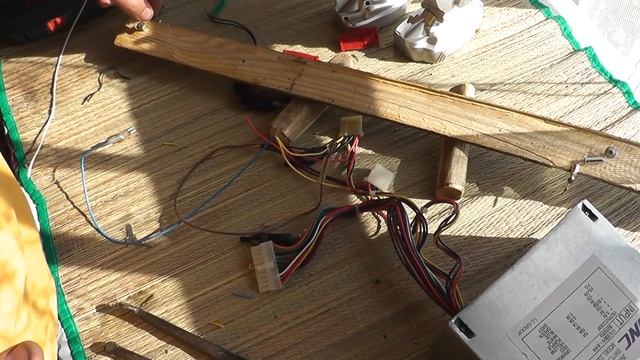 Как сделать нихромовый резак для пенопласта и дерева смотреть онлайн