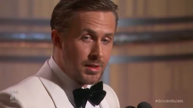 Райан Гослинг получает премию Золотой Глобус (русская озвучка) смотреть онлайн