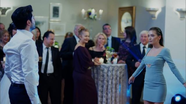 Kara Sevda - Kemal'den Zeybek Performansı