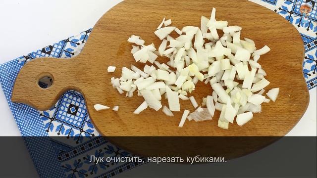 Салат с солеными и свежими огурцами и яйцом – просто и вкусно, без стремления приукрасить блюдо смотреть онлайн