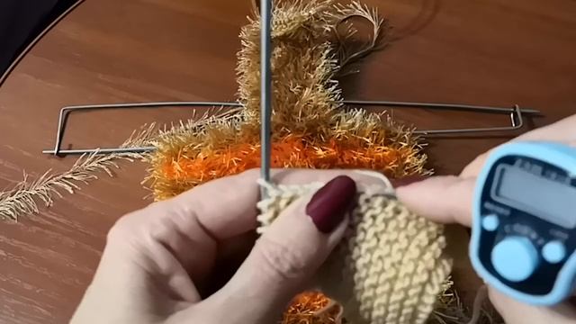 Носочки сапожки домашние на двух спицах, с одним швом. Супер теплые носочки. смотреть онлайн