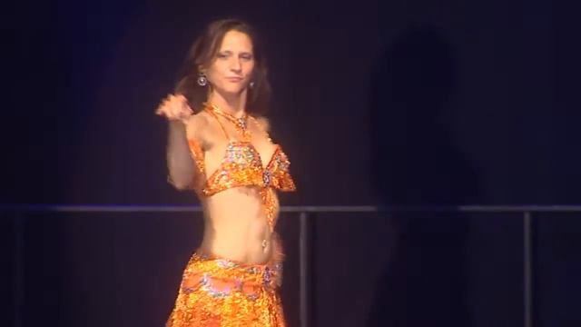 Aïcha Oriental Dancing - Belgium Belly Dance Tabla Solo Drum Solo смотреть онлайн
