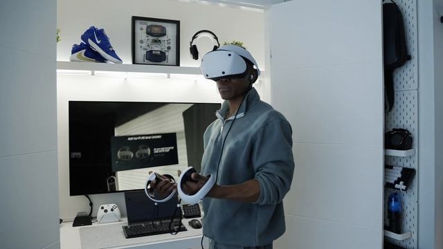 PSVR 2 - Trying VR Games For The First Time! смотреть онлайн