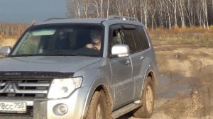 Митсубиси Паджеро покоряет бездорожье