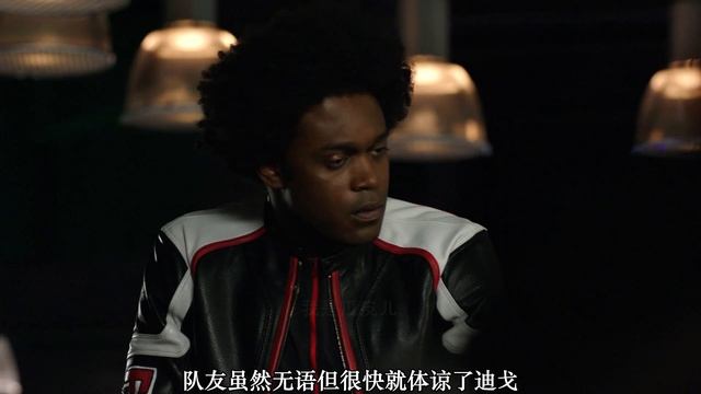 丧钟 vs 丧钟之子，DC超级反派也有铁骨柔情的一面！【ArrowS6#1】 смотреть онлайн