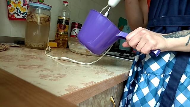 Шарлотка с яблоками/ленивый пирог смотреть онлайн