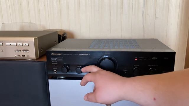 Pioneer A-109 + Monitor Audio RS6 “Silver” speakers смотреть онлайн