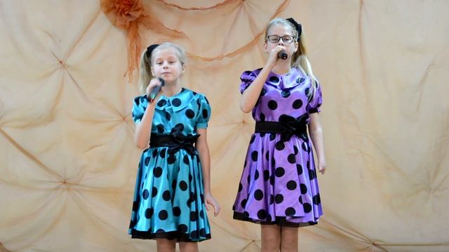 7выст-Дубровские Юля и Оля Родина моя милая акапелла смотреть онлайн