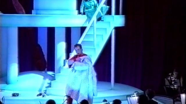 Wolfgang Newerla, Bariton Opernsänger, Balanzone, La serva scaltra 1 von 3 смотреть онлайн