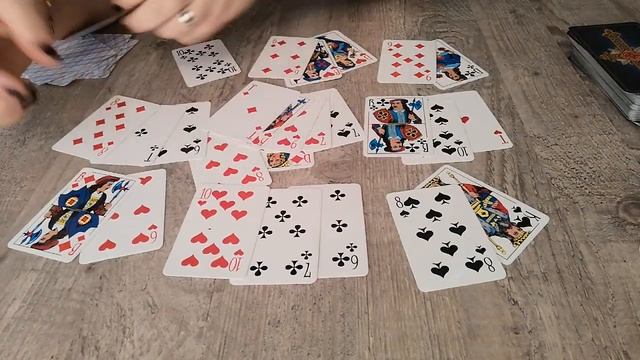 С кем будет Бубновая Дама в новогоднюю ночь? расклад на отношения(онлайн расклад) цыганский расклад смотреть онлайн