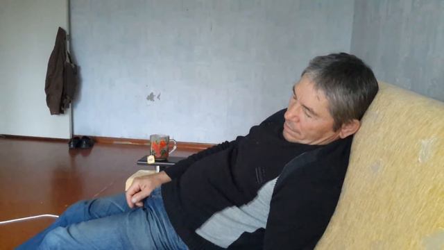 ОТЕЦ СПИТ смотреть онлайн