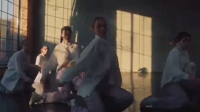 После этого клипа ты захочешь танцевать!!! смотреть онлайн