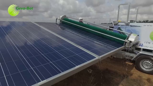 The GEVA-BOT Patroller - Revolutionary Solar PV Modules Cleaning Robot смотреть онлайн