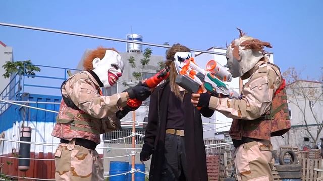 LTT Nerf Mod : Couple SEAL MARINES Nerf Guns & Wanted Criminal Group смотреть онлайн