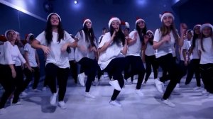 Горячие снегурочки танцуют новогодний Хип-Хоп | Christmas Girls Hip Hop Dance  Jingle Bells