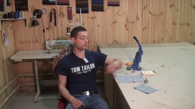 Пуговицы для каретной стяжки. Пресс для пуговиц. Как обтянуть пуговицу смотреть онлайн