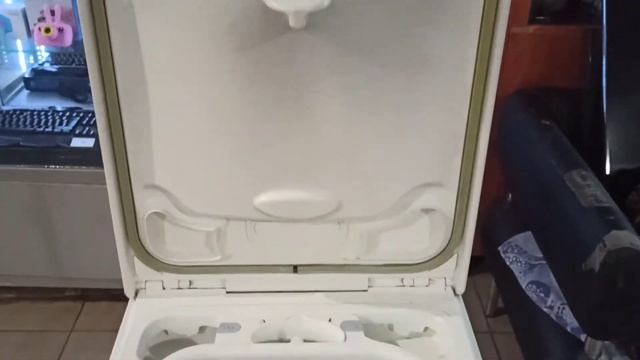 Стиральная машина с вертикальной загрузкой ELECTROLUX EWT 1366 HDWВ смотреть онлайн