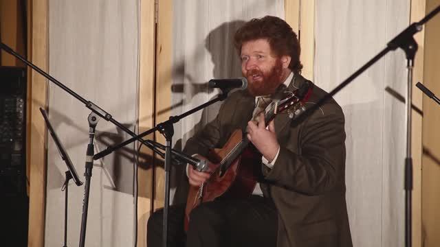 "На землю падала вода..." (музыка и стихи Игоря Коровина) смотреть онлайн