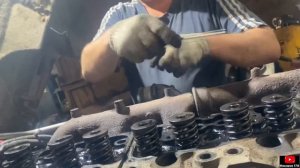 Снимаем головки блока цилиндров на MAN 14.224 1998 год. Прогорела прокладка ГБЦ Двигателя.