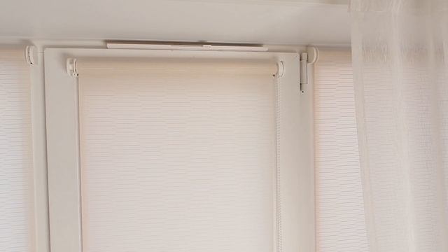 Приток воздуха . Как себя ведет приточный клапан . Видео 2 . смотреть онлайн