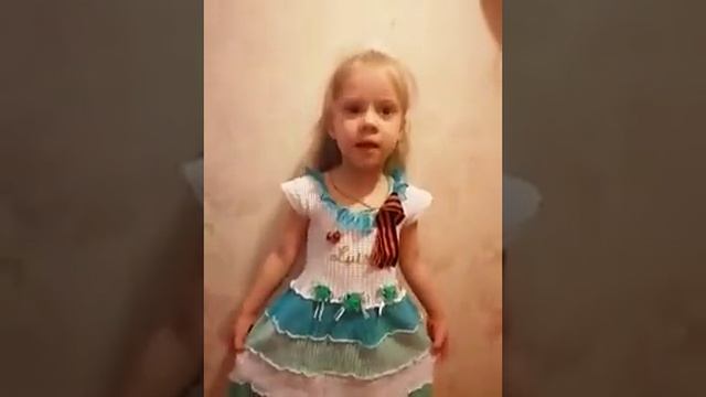 Катюша. Поет Киренок. смотреть онлайн