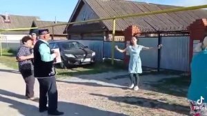 Татарская  пляска ЧАБАТА в исполнении  девушек.