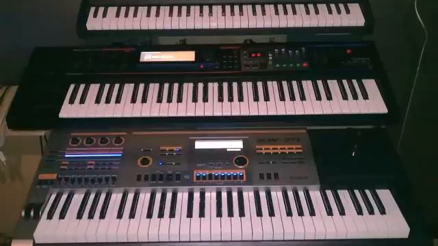 Short demo, BellSynth - Korg Microstation / Roland Juno Gi / Casio XW-P1 смотреть онлайн