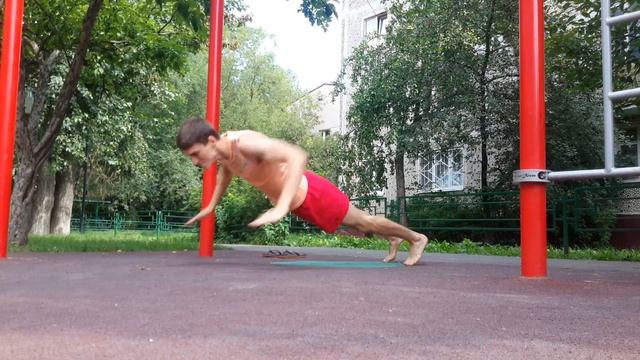 5 отжиманий с хлопками за спиной смотреть онлайн